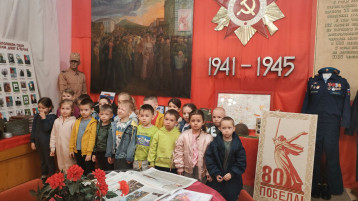 Экскурсия в историко-краеведческий музей Экскурсия в историко-краеведческий музей.